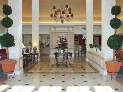 Hilton Garden Airport