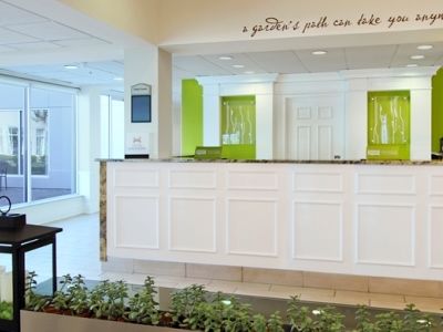 Hotel Hilton Garden Airport