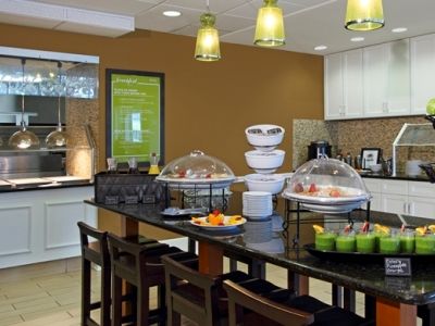 Hotel Hilton Garden Airport