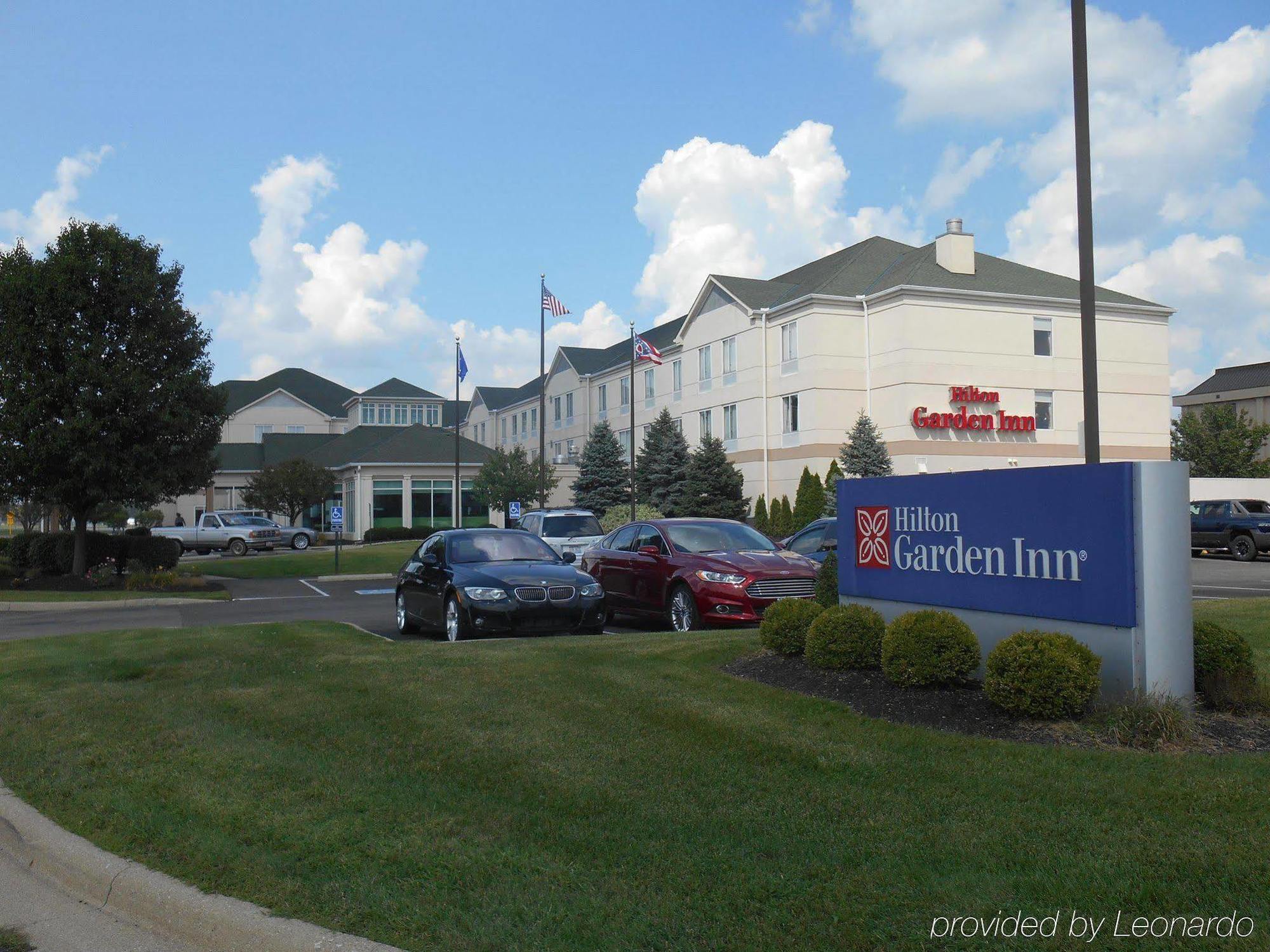 Hilton Garden Airport 3*