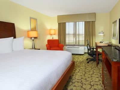 Hilton Garden Airport